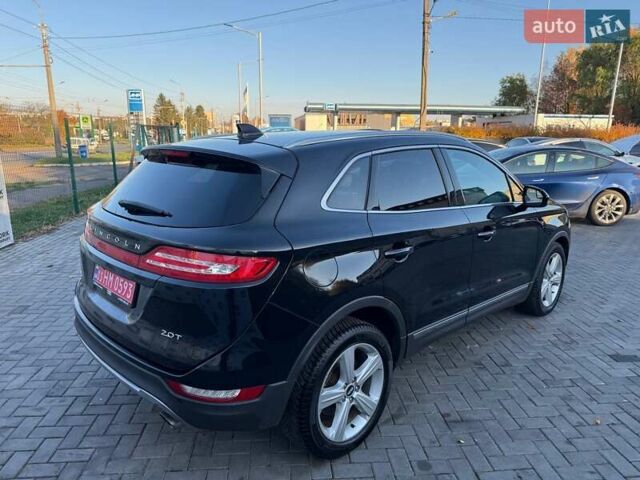 Чорний Лінкольн МКС, об'ємом двигуна 0 л та пробігом 198 тис. км за 10500 $, фото 3 на Automoto.ua