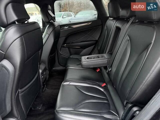 Черный Линкольн МКС, объемом двигателя 2 л и пробегом 161 тыс. км за 17500 $, фото 16 на Automoto.ua