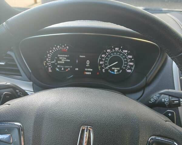 Черный Линкольн МКС, объемом двигателя 2 л и пробегом 100 тыс. км за 18300 $, фото 7 на Automoto.ua