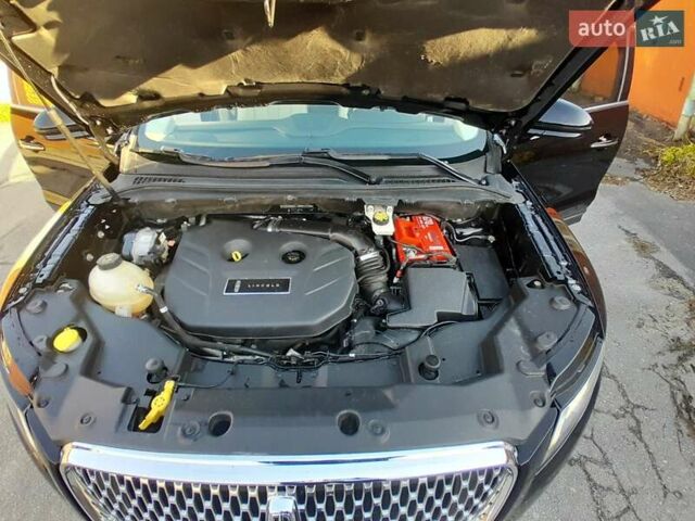 Черный Линкольн МКС, объемом двигателя 2 л и пробегом 79 тыс. км за 18300 $, фото 6 на Automoto.ua