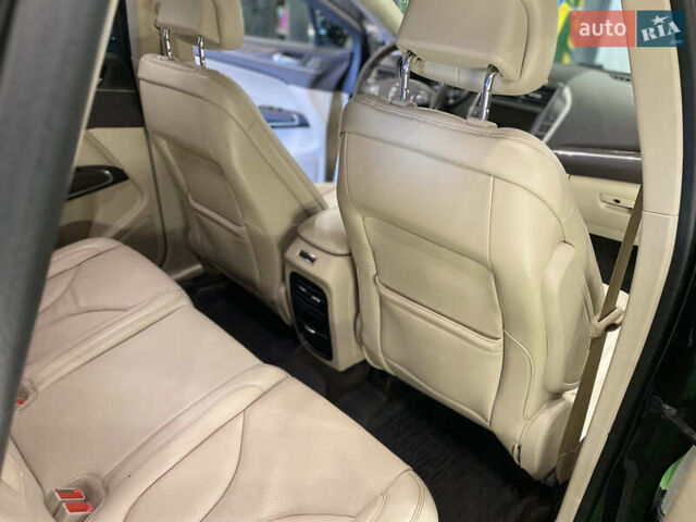 Чорний Лінкольн МКС, об'ємом двигуна 2 л та пробігом 148 тис. км за 16200 $, фото 21 на Automoto.ua