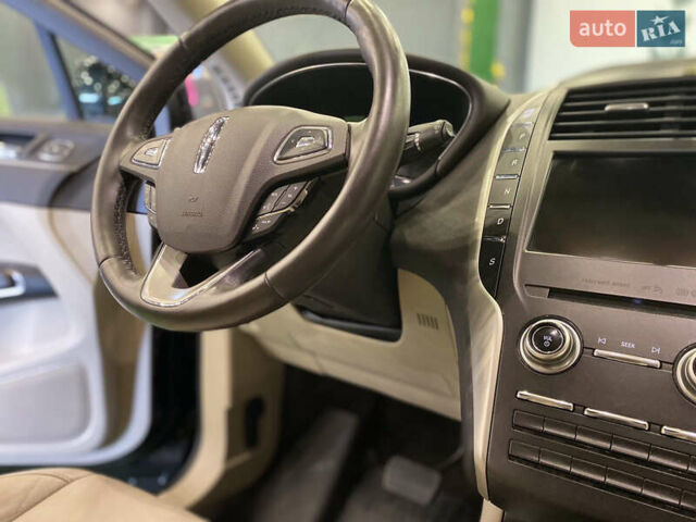 Чорний Лінкольн МКС, об'ємом двигуна 2 л та пробігом 148 тис. км за 16200 $, фото 34 на Automoto.ua