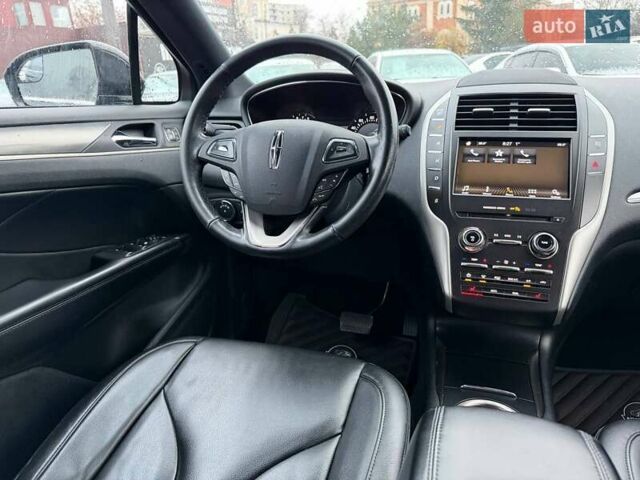 Черный Линкольн МКС, объемом двигателя 2 л и пробегом 161 тыс. км за 17500 $, фото 24 на Automoto.ua