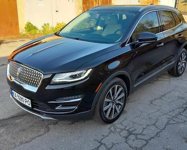 Черный Линкольн МКС, объемом двигателя 2 л и пробегом 79 тыс. км за 18300 $, фото 2 на Automoto.ua