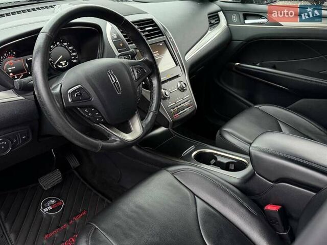 Черный Линкольн МКС, объемом двигателя 2 л и пробегом 161 тыс. км за 17500 $, фото 12 на Automoto.ua