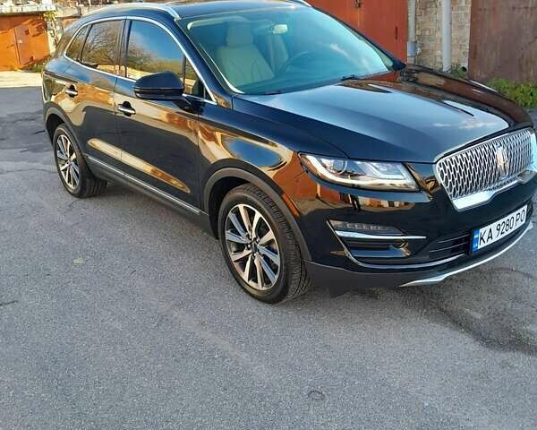 Черный Линкольн МКС, объемом двигателя 2 л и пробегом 79 тыс. км за 18300 $, фото 3 на Automoto.ua