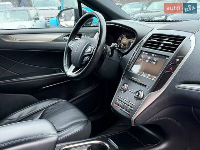 Черный Линкольн МКС, объемом двигателя 2 л и пробегом 161 тыс. км за 17500 $, фото 22 на Automoto.ua