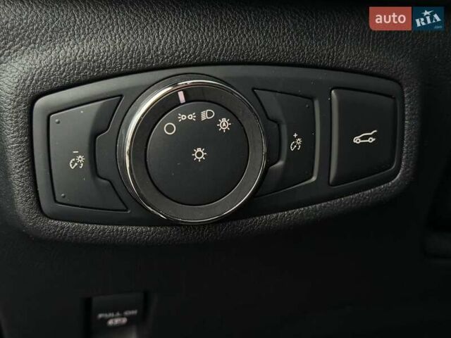 Черный Линкольн МКС, объемом двигателя 2 л и пробегом 161 тыс. км за 17500 $, фото 35 на Automoto.ua