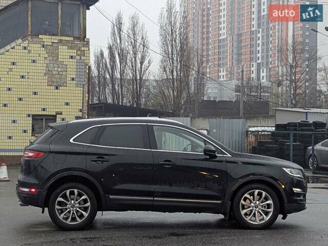 Черный Линкольн МКС, объемом двигателя 2 л и пробегом 86 тыс. км за 20300 $, фото 3 на Automoto.ua