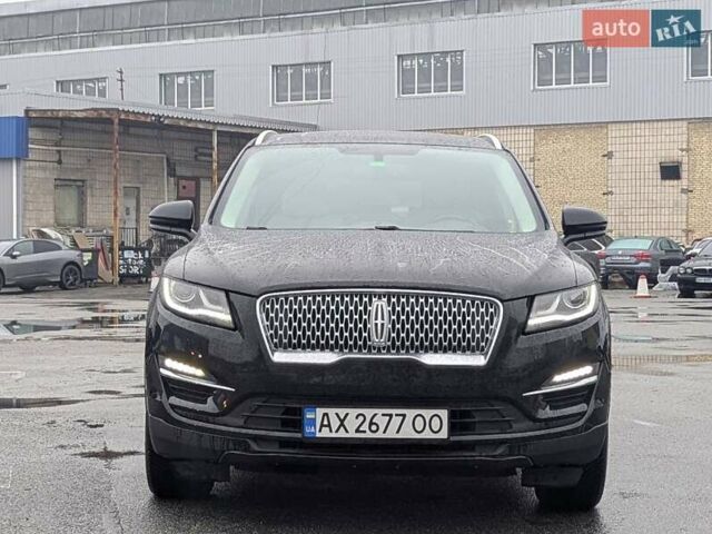 Черный Линкольн МКС, объемом двигателя 2 л и пробегом 86 тыс. км за 20300 $, фото 1 на Automoto.ua