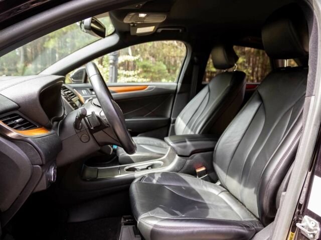 Черный Линкольн МКС, объемом двигателя 2 л и пробегом 34 тыс. км за 23000 $, фото 11 на Automoto.ua