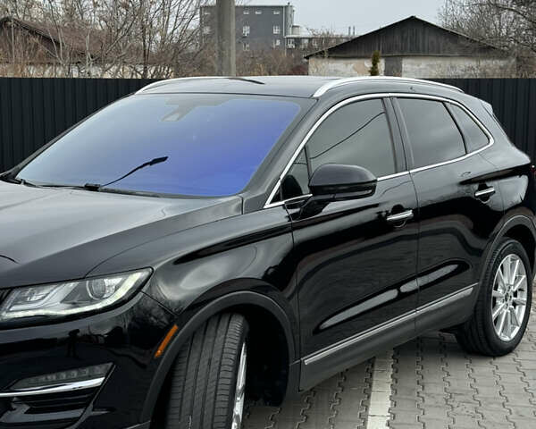 Черный Линкольн МКС, объемом двигателя 2 л и пробегом 44 тыс. км за 18999 $, фото 2 на Automoto.ua