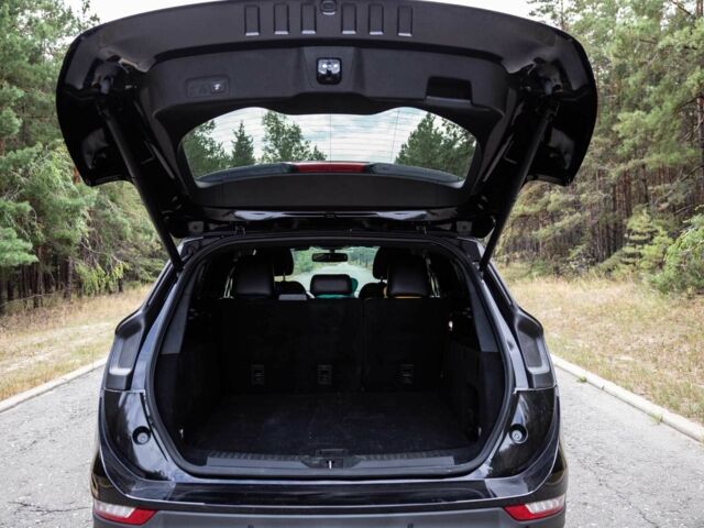 Черный Линкольн МКС, объемом двигателя 2 л и пробегом 34 тыс. км за 23000 $, фото 12 на Automoto.ua