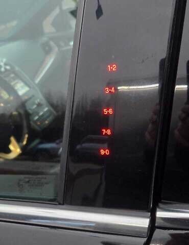 Чорний Лінкольн МКС, об'ємом двигуна 2 л та пробігом 95 тис. км за 20000 $, фото 8 на Automoto.ua