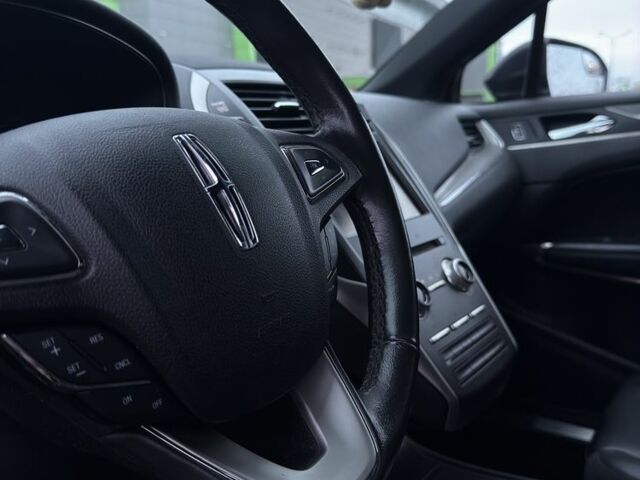 Фиолетовый Линкольн МКС, объемом двигателя 2 л и пробегом 170 тыс. км за 14300 $, фото 5 на Automoto.ua