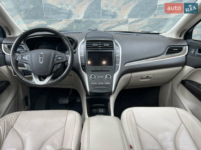 Фиолетовый Линкольн МКС, объемом двигателя 2 л и пробегом 86 тыс. км за 18250 $, фото 4 на Automoto.ua