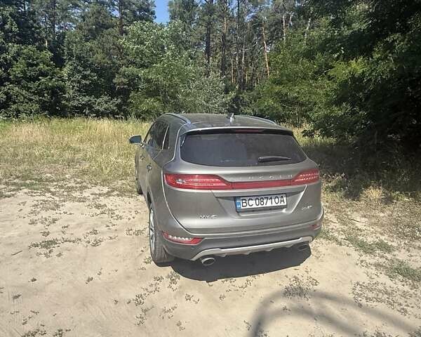 Коричневий Лінкольн МКС, об'ємом двигуна 2 л та пробігом 167 тис. км за 13100 $, фото 1 на Automoto.ua