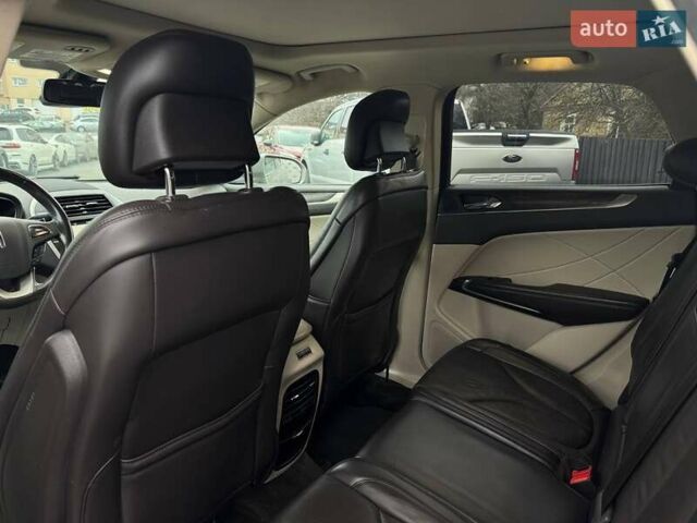 Коричневый Линкольн МКС, объемом двигателя 0 л и пробегом 150 тыс. км за 9900 $, фото 3 на Automoto.ua