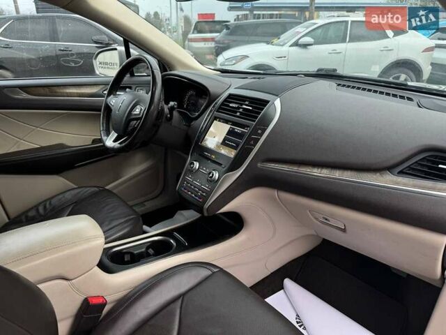 Коричневый Линкольн МКС, объемом двигателя 0 л и пробегом 150 тыс. км за 9900 $, фото 14 на Automoto.ua