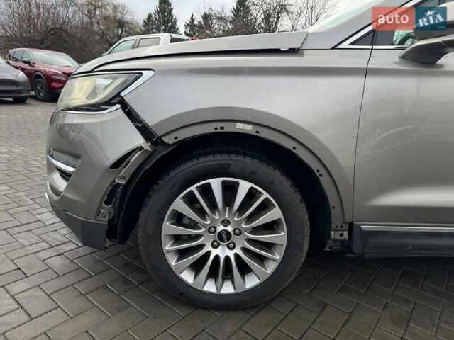 Коричневый Линкольн МКС, объемом двигателя 0 л и пробегом 150 тыс. км за 9900 $, фото 19 на Automoto.ua