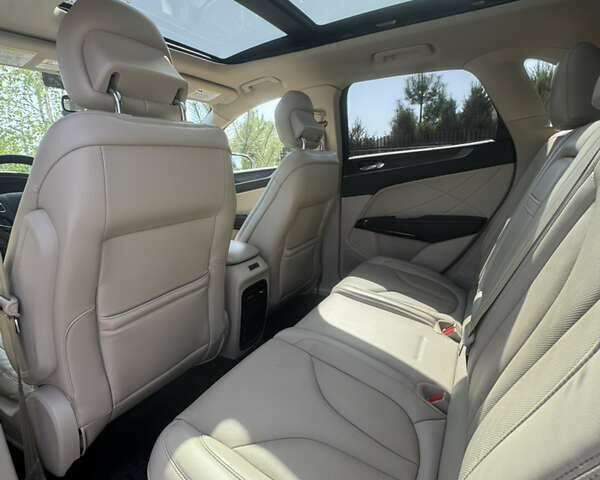 Коричневий Лінкольн МКС, об'ємом двигуна 2 л та пробігом 129 тис. км за 16500 $, фото 14 на Automoto.ua