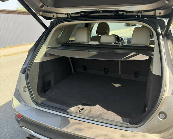 Коричневий Лінкольн МКС, об'ємом двигуна 2 л та пробігом 129 тис. км за 16500 $, фото 16 на Automoto.ua