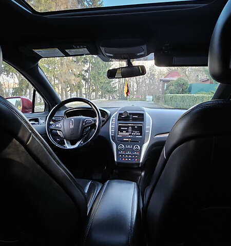 Красный Линкольн МКС, объемом двигателя 2 л и пробегом 175 тыс. км за 15700 $, фото 11 на Automoto.ua