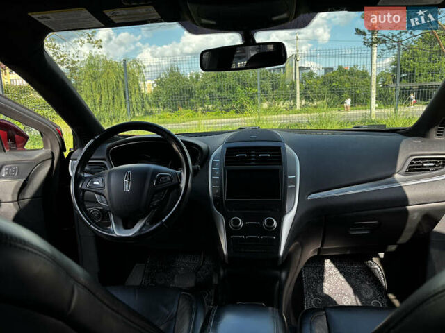 Червоний Лінкольн МКС, об'ємом двигуна 2 л та пробігом 230 тис. км за 10000 $, фото 5 на Automoto.ua