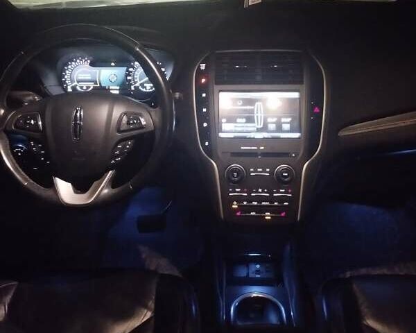Красный Линкольн МКС, объемом двигателя 2 л и пробегом 218 тыс. км за 14950 $, фото 5 на Automoto.ua