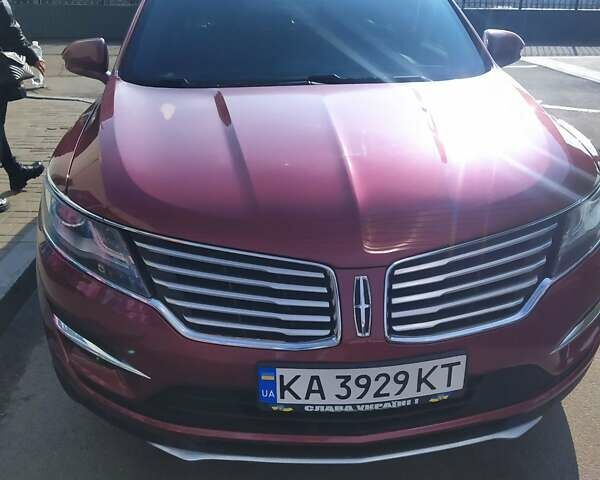 Червоний Лінкольн МКС, об'ємом двигуна 2 л та пробігом 150 тис. км за 16000 $, фото 6 на Automoto.ua