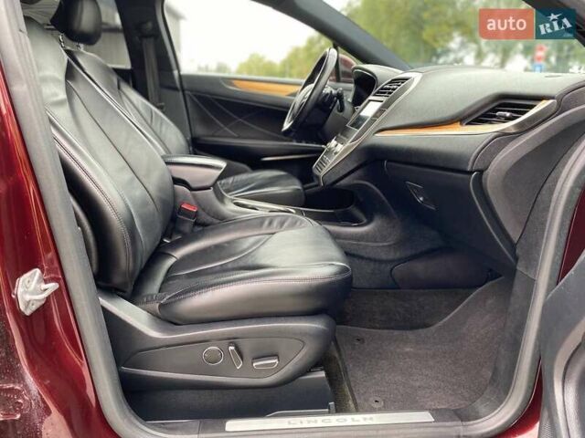 Червоний Лінкольн МКС, об'ємом двигуна 2 л та пробігом 271 тис. км за 11750 $, фото 17 на Automoto.ua