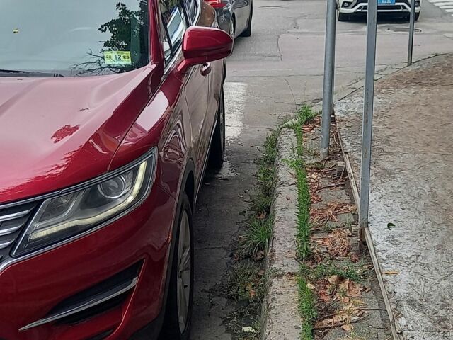 Линкольн МКС 2015 в Киеве на Automoto.ua Красный Линкольн МКС, объемом двигателя 2 л и пробегом 160 тыс. км за 13500 $, фото 3 на Automoto.ua