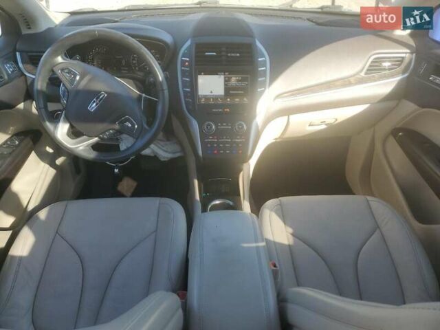 Червоний Лінкольн МКС, об'ємом двигуна 0 л та пробігом 85 тис. км за 2900 $, фото 7 на Automoto.ua