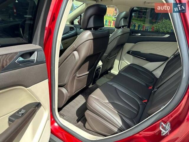 Красный Линкольн МКС, объемом двигателя 2 л и пробегом 13 тыс. км за 17850 $, фото 33 на Automoto.ua