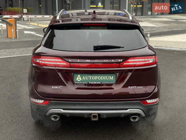 Красный Линкольн МКС, объемом двигателя 2 л и пробегом 51 тыс. км за 17490 $, фото 11 на Automoto.ua
