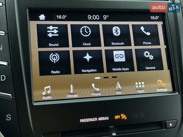 Красный Линкольн МКС, объемом двигателя 2 л и пробегом 51 тыс. км за 17490 $, фото 39 на Automoto.ua