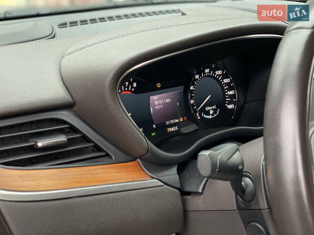 Красный Линкольн МКС, объемом двигателя 2 л и пробегом 51 тыс. км за 17490 $, фото 24 на Automoto.ua