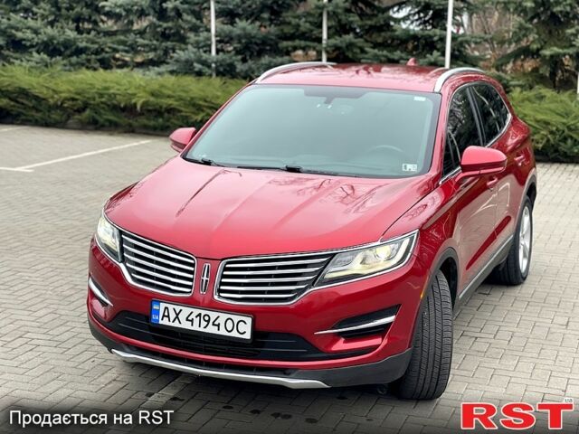 Красный Линкольн МКС, объемом двигателя 20 л и пробегом 111 тыс. км за 19500 $, фото 1 на Automoto.ua