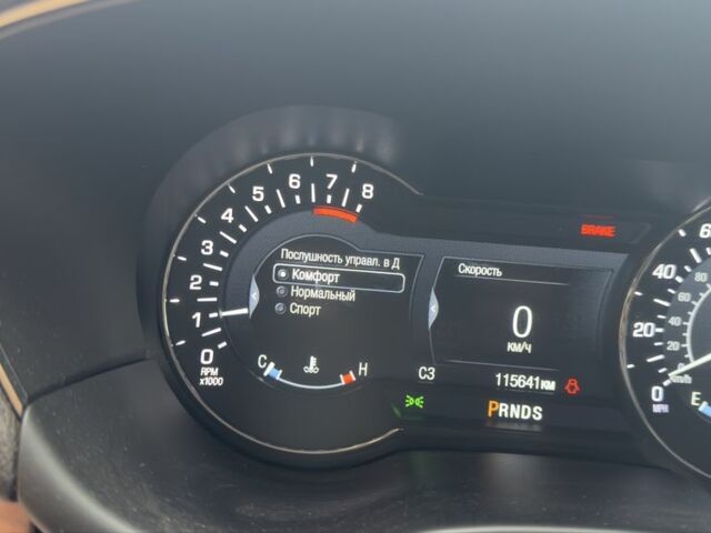 Червоний Лінкольн МКС, об'ємом двигуна 2 л та пробігом 115 тис. км за 21000 $, фото 22 на Automoto.ua