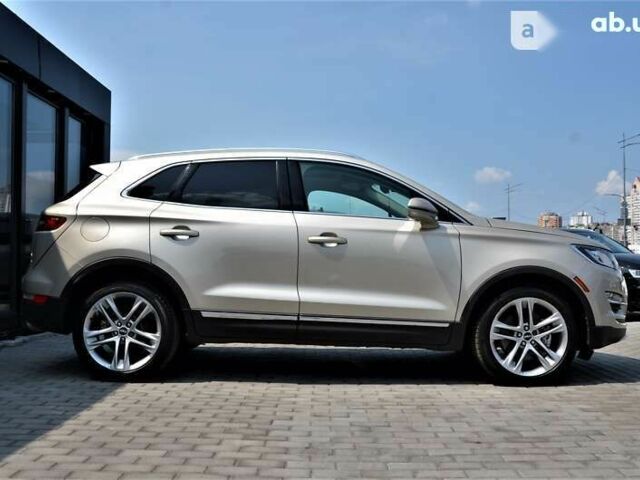Линкольн МКС, объемом двигателя 2 л и пробегом 81 тыс. км за 20999 $, фото 3 на Automoto.ua
