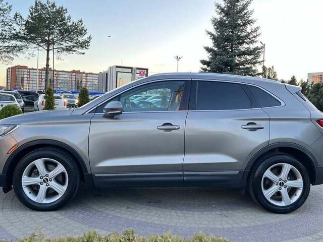 Линкольн МКС, объемом двигателя 2 л и пробегом 74 тыс. км за 18500 $, фото 3 на Automoto.ua