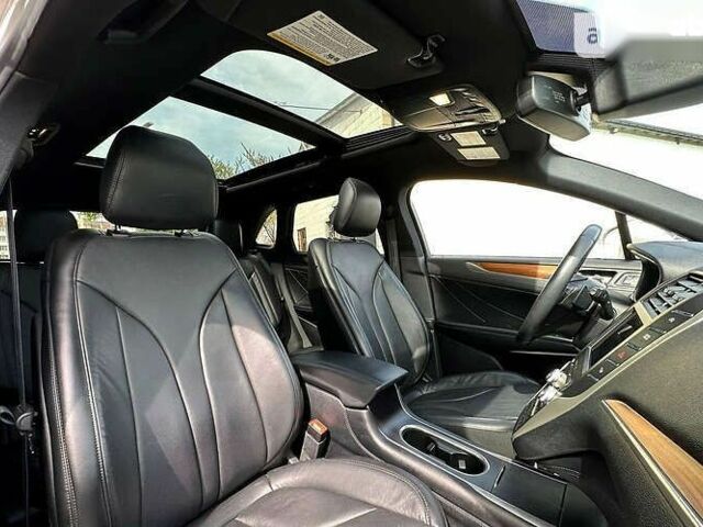 Лінкольн МКС, об'ємом двигуна 2 л та пробігом 44 тис. км за 25500 $, фото 14 на Automoto.ua