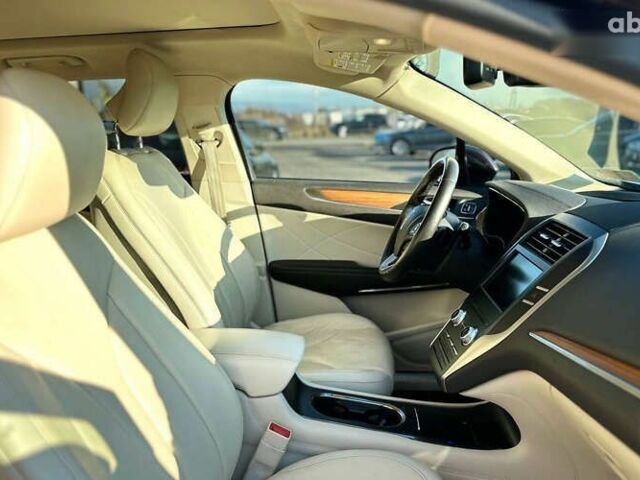 Линкольн МКС, объемом двигателя 2 л и пробегом 33 тыс. км за 18890 $, фото 17 на Automoto.ua