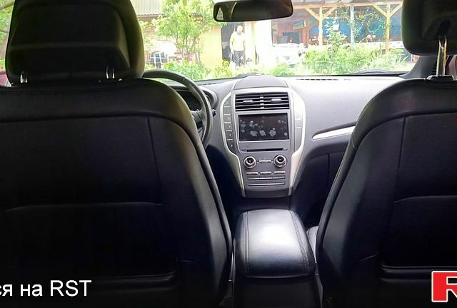 Линкольн МКС, объемом двигателя 2 л и пробегом 160 тыс. км за 13200 $, фото 1 на Automoto.ua