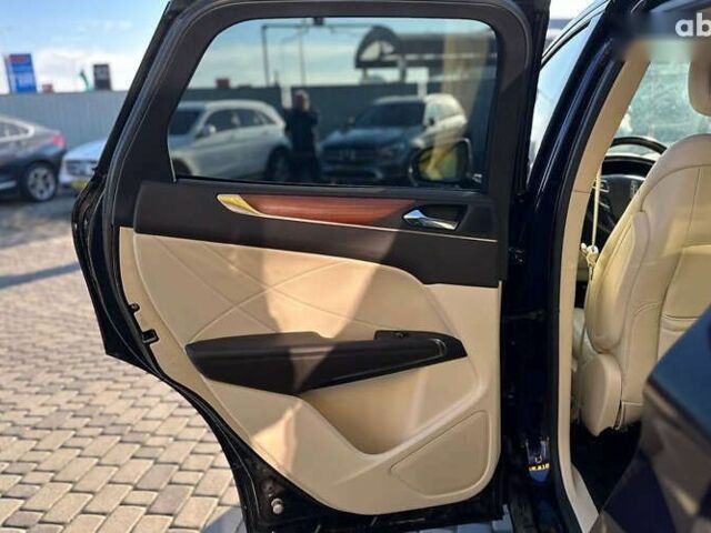 Линкольн МКС, объемом двигателя 2 л и пробегом 33 тыс. км за 18890 $, фото 19 на Automoto.ua