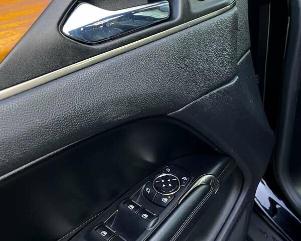 Линкольн МКС, объемом двигателя 2 л и пробегом 122 тыс. км за 16400 $, фото 9 на Automoto.ua