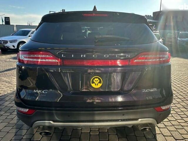 Линкольн МКС, объемом двигателя 2 л и пробегом 33 тыс. км за 18890 $, фото 3 на Automoto.ua