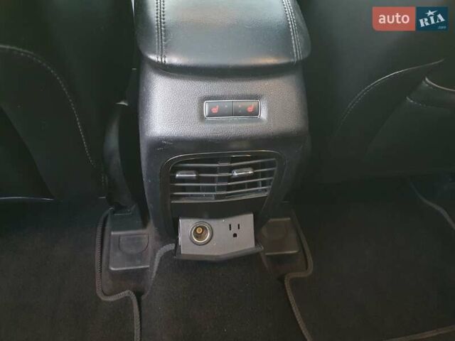 Лінкольн МКС, об'ємом двигуна 2 л та пробігом 136 тис. км за 13700 $, фото 8 на Automoto.ua