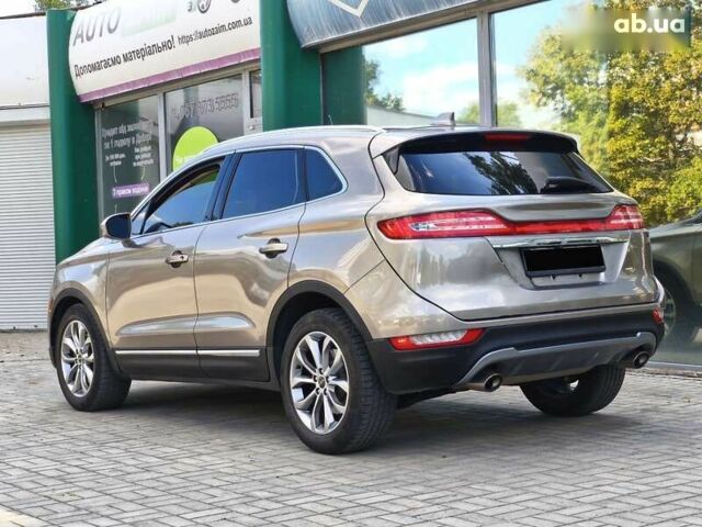 Линкольн МКС, объемом двигателя 2 л и пробегом 85 тыс. км за 18900 $, фото 2 на Automoto.ua
