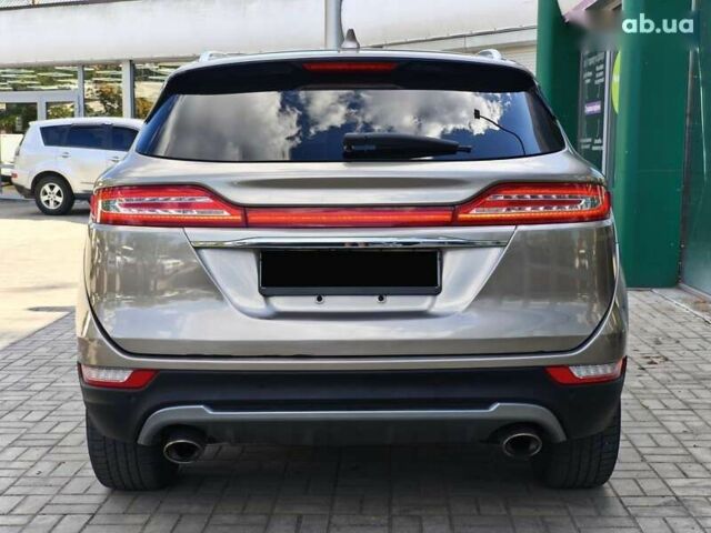 Линкольн МКС, объемом двигателя 2 л и пробегом 85 тыс. км за 18900 $, фото 1 на Automoto.ua